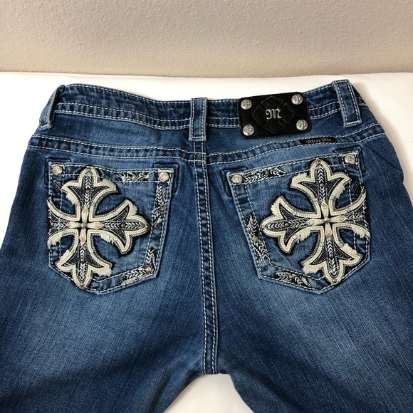 Miss Me Stretchy Distressed Detail Mid Rise Skinny Medium Wash Jeans  29 - Picture 7 of 15